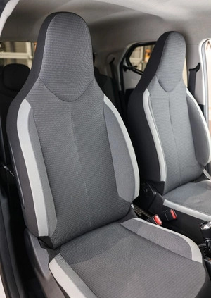 Toyota Aygo cena 56850 przebieg: 47225, rok produkcji 2021 z Frombork małe 596